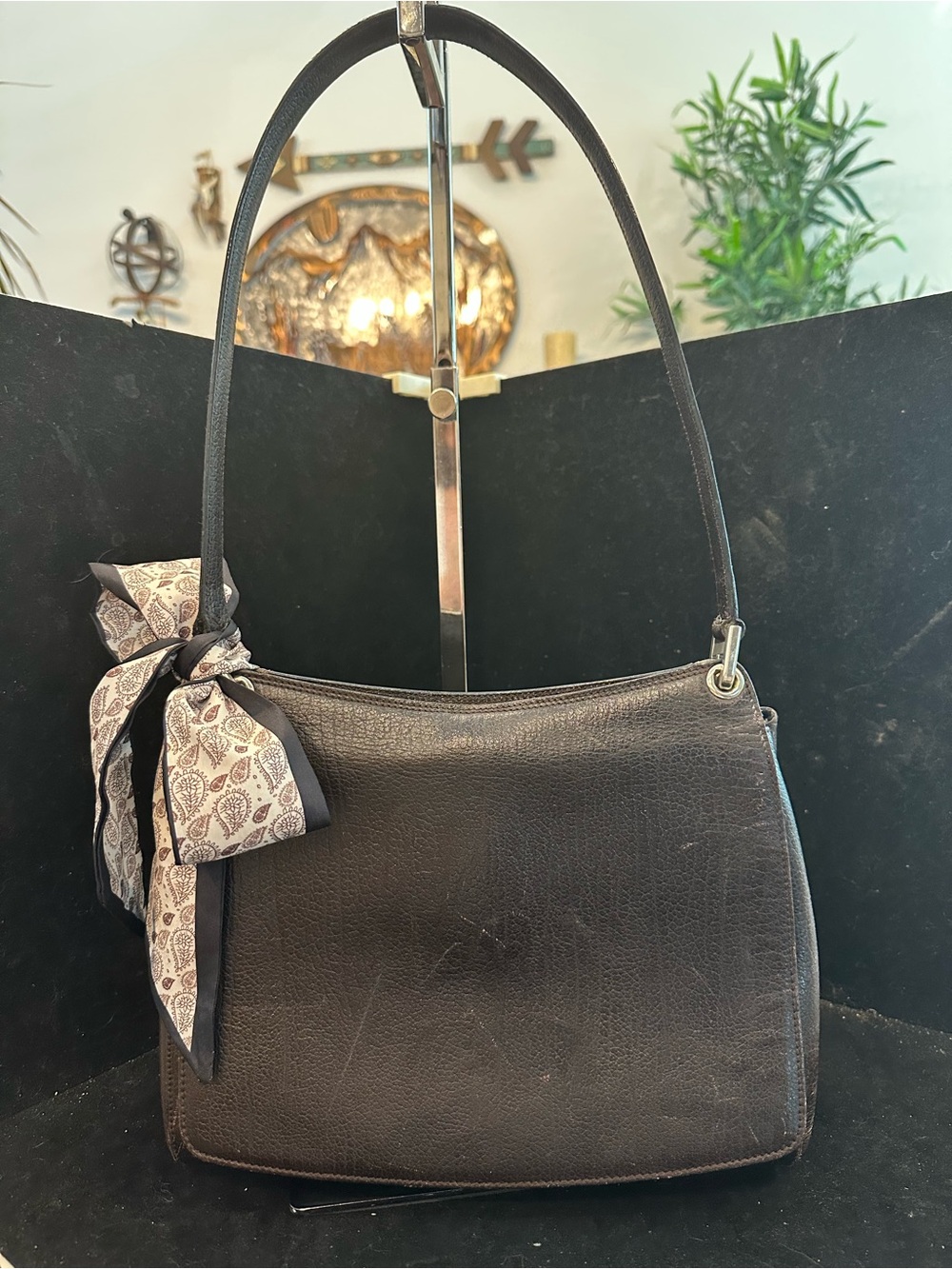Bally #244 VINTAGE Black Leather Shoulder Bag
